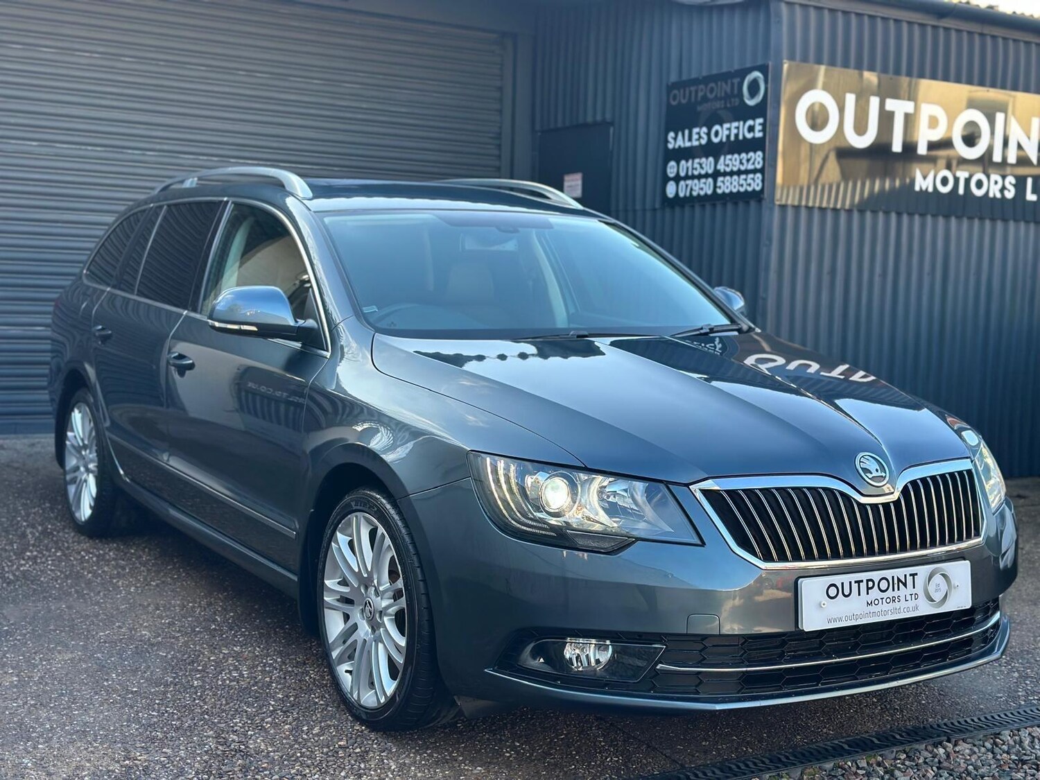 Used Skoda Superb 2014 for sale - 76668120: Photo 6