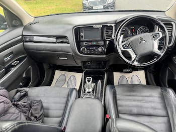 Used Mitsubishi Outlander 2016 for sale - 78766132: Photo