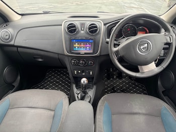 Used Dacia Sandero 2015 for sale - 78584836: Photo