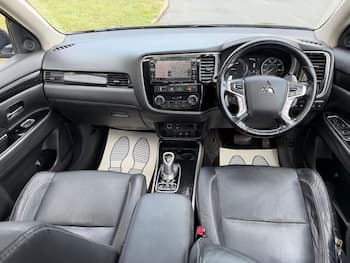 Used Mitsubishi Outlander 2017 for sale - 79813114: Photo
