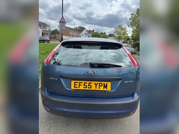 Used Ford Focus 2005 for sale - 78548060: Photo