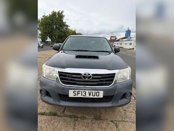Used Toyota Hilux 2013 for sale - 79762168: Photo
