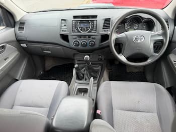 Used Toyota Hilux 2013 for sale - 79762168: Photo