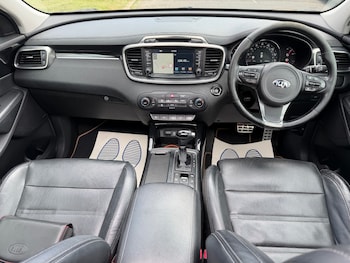 Used Kia Sorento 2017 for sale - 79401036: Photo