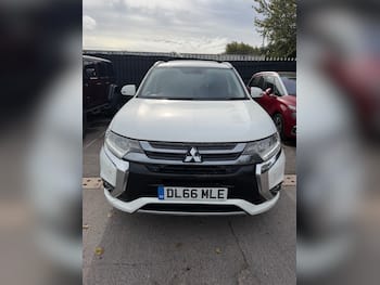 Used Mitsubishi Outlander 2016 for sale - 79764905: Photo
