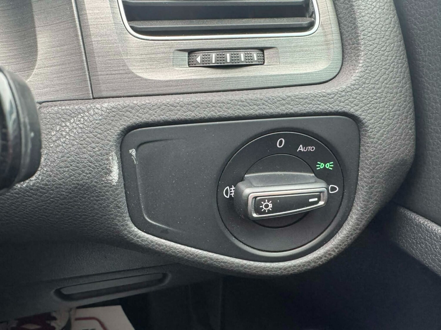 Used Volkswagen Golf 2013 for sale - 77847988: Photo 22