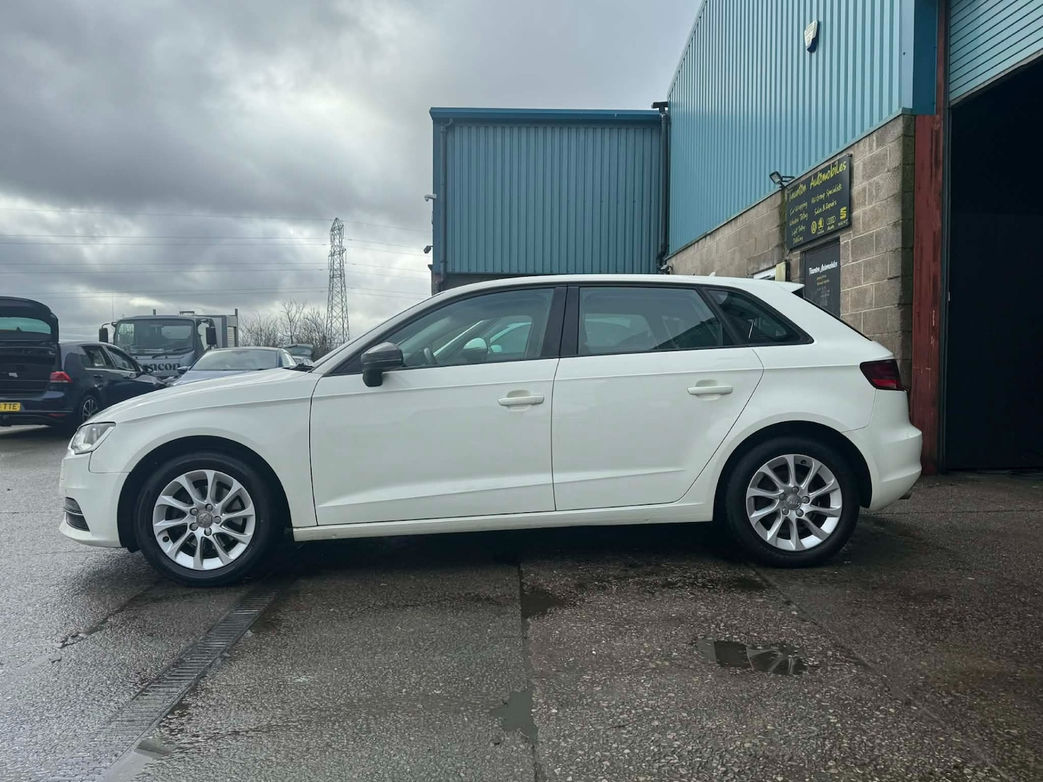 Used Audi A3 2014 for sale - 77630025: Photo 17