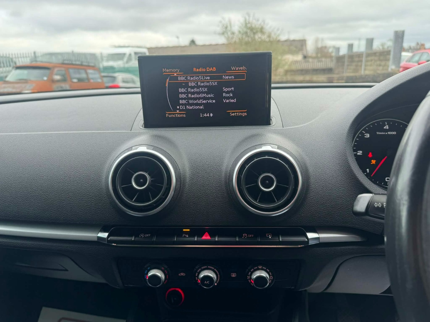 Used Audi A3 2014 for sale - 77630025: Photo 9