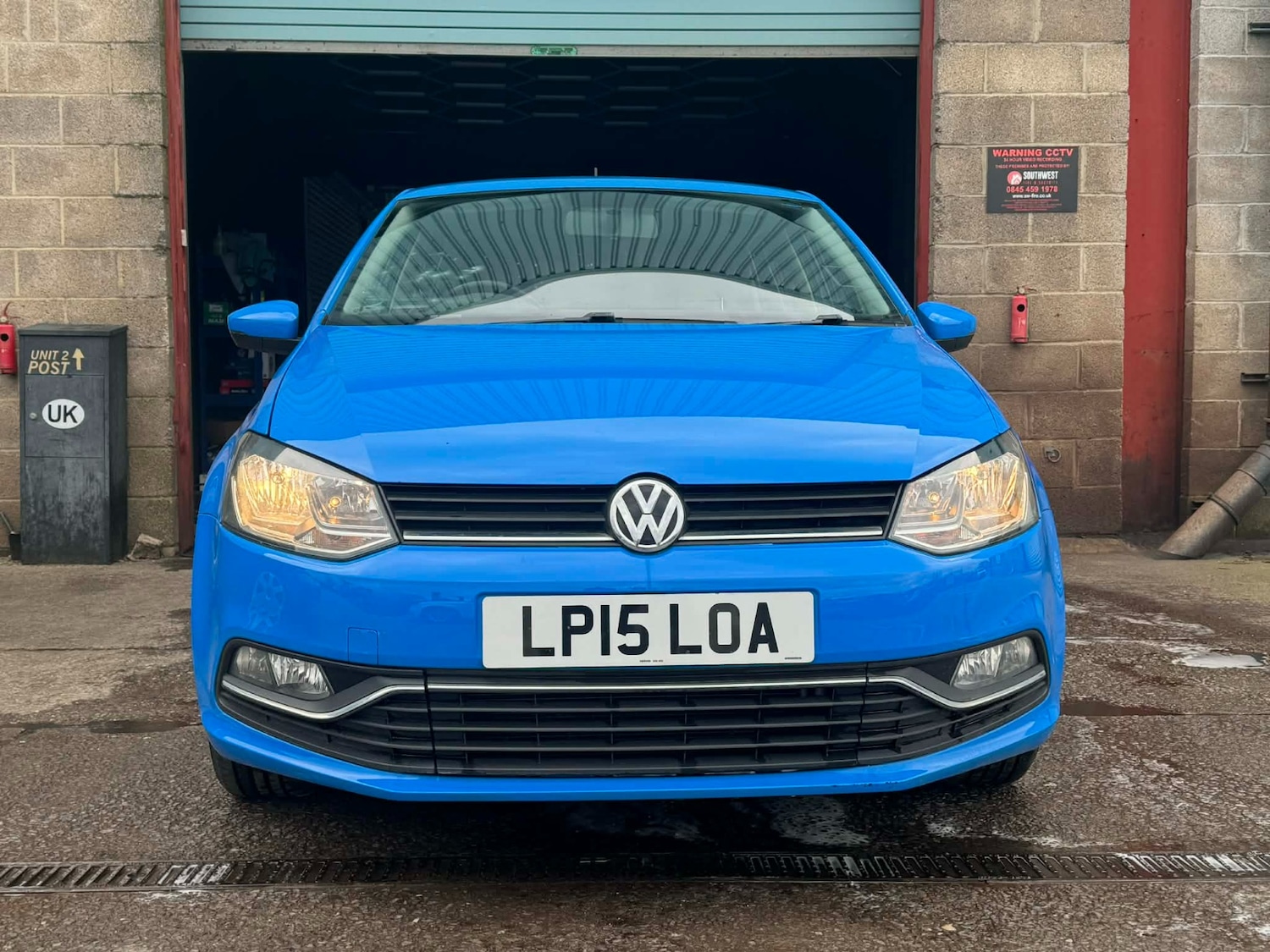 Used Volkswagen Polo 2015 for sale - 77678932: Photo 2