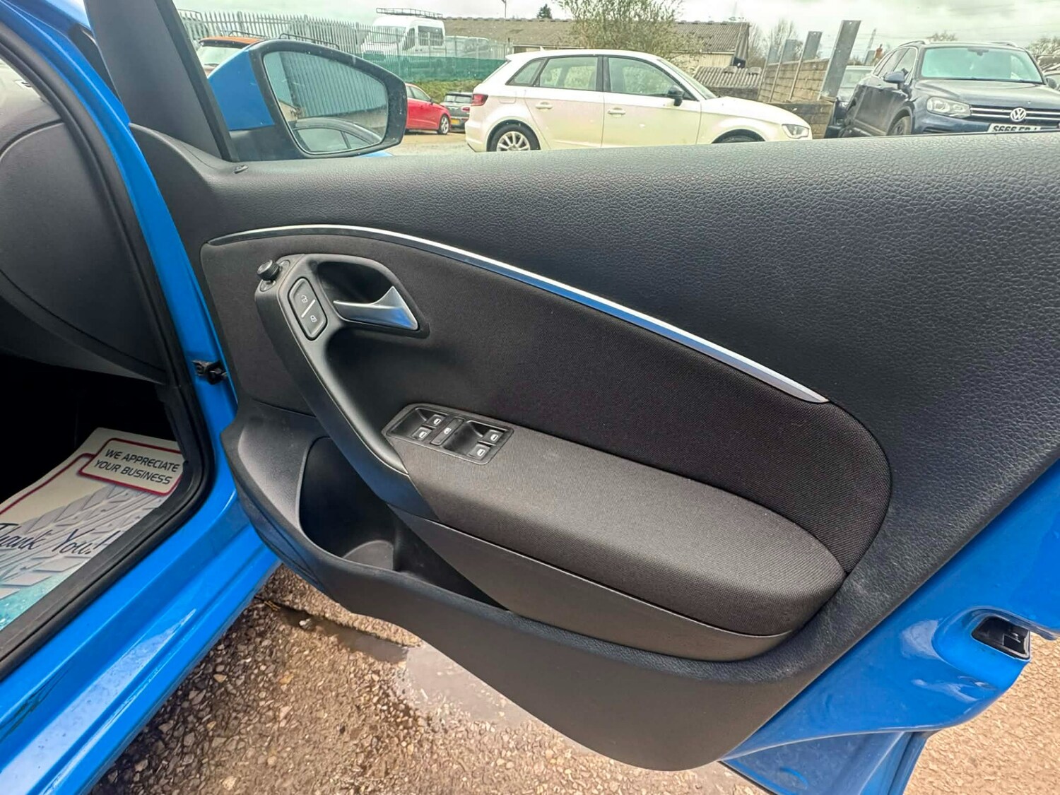 Used Volkswagen Polo 2015 for sale - 77678932: Photo 22