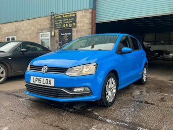 Used Volkswagen Polo 2015 for sale - 77678932: Photo