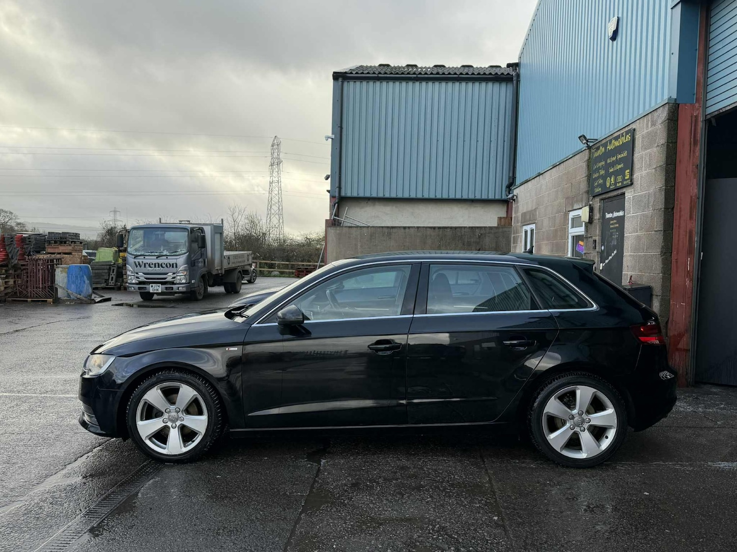 Used Audi A3 2014 for sale - 76853524: Photo 6