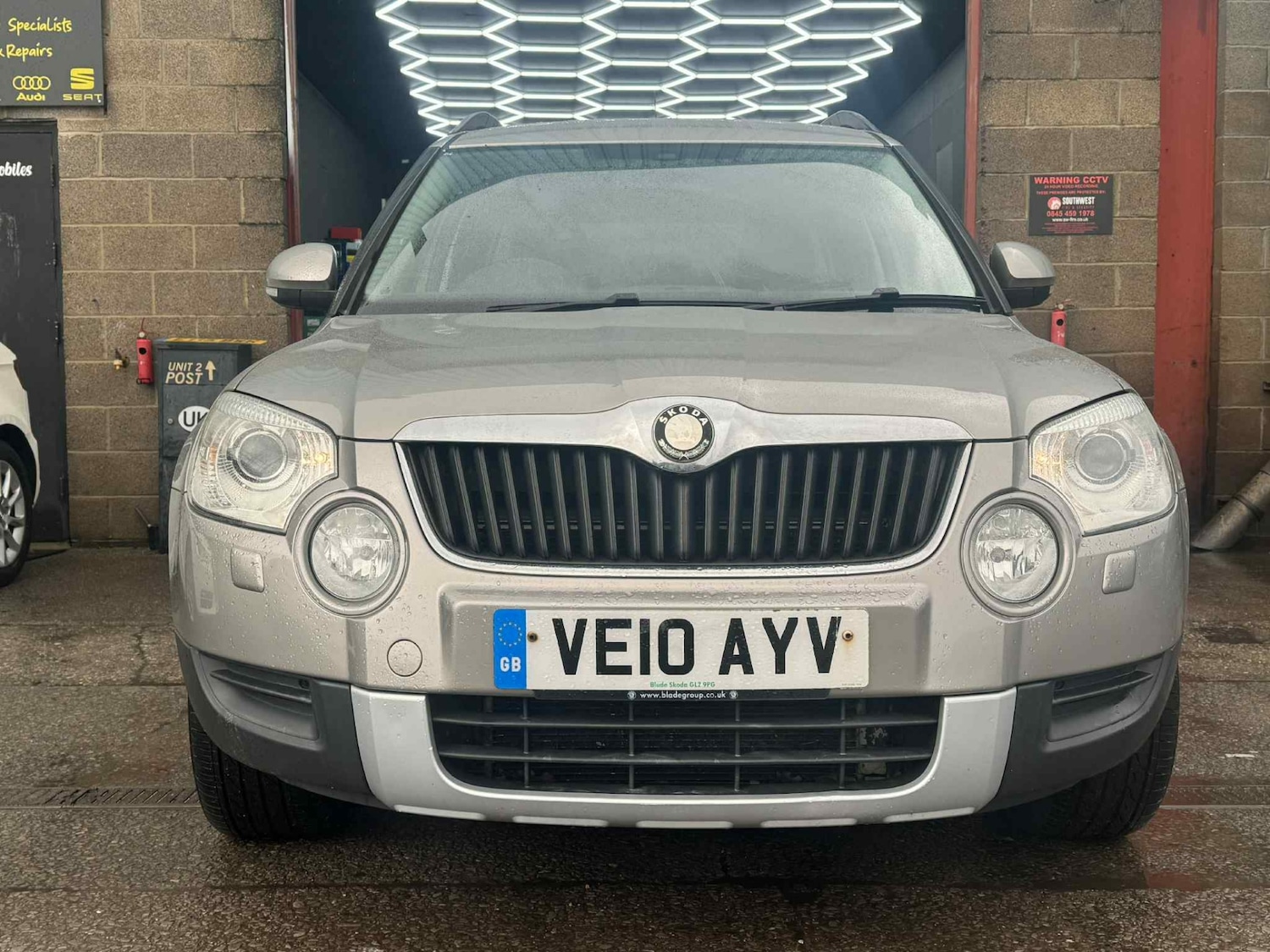 Used Skoda Yeti 2010 for sale - 77318499: Photo 2