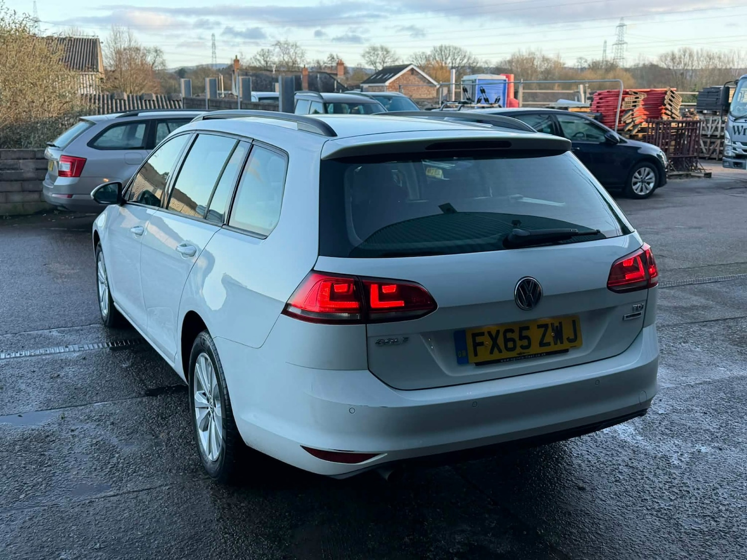 Used Volkswagen Golf 2015 for sale - 77570974: Photo 6