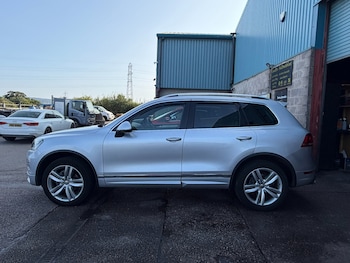 Used Volkswagen Touareg 2013 for sale - 79282962: Photo