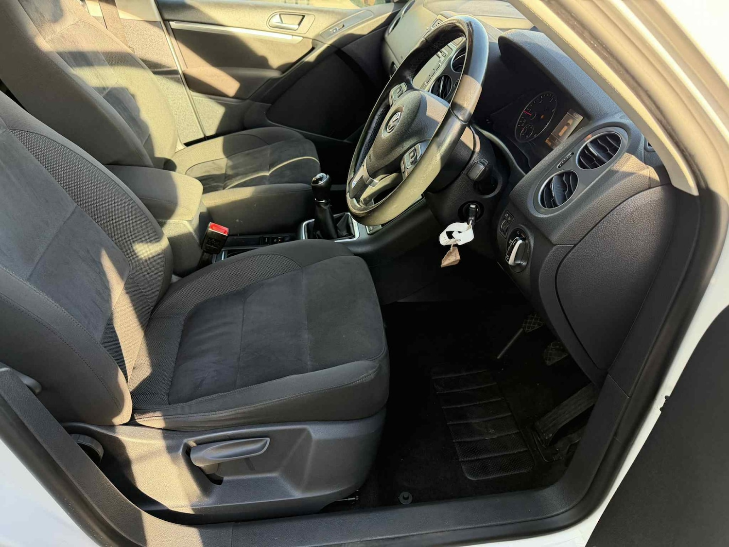 Used Volkswagen Tiguan 2012 for sale - 76940256: Photo 22