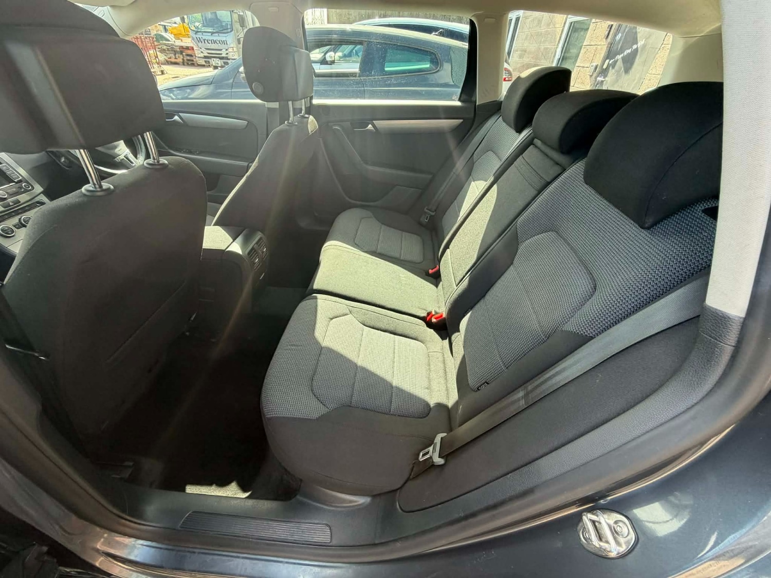 Used Volkswagen Passat 2013 for sale - 78064892: Photo 11