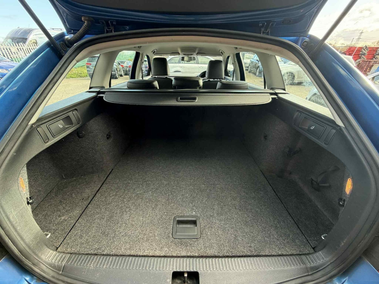 Used Skoda Octavia 2015 for sale - 77099828: Photo 12