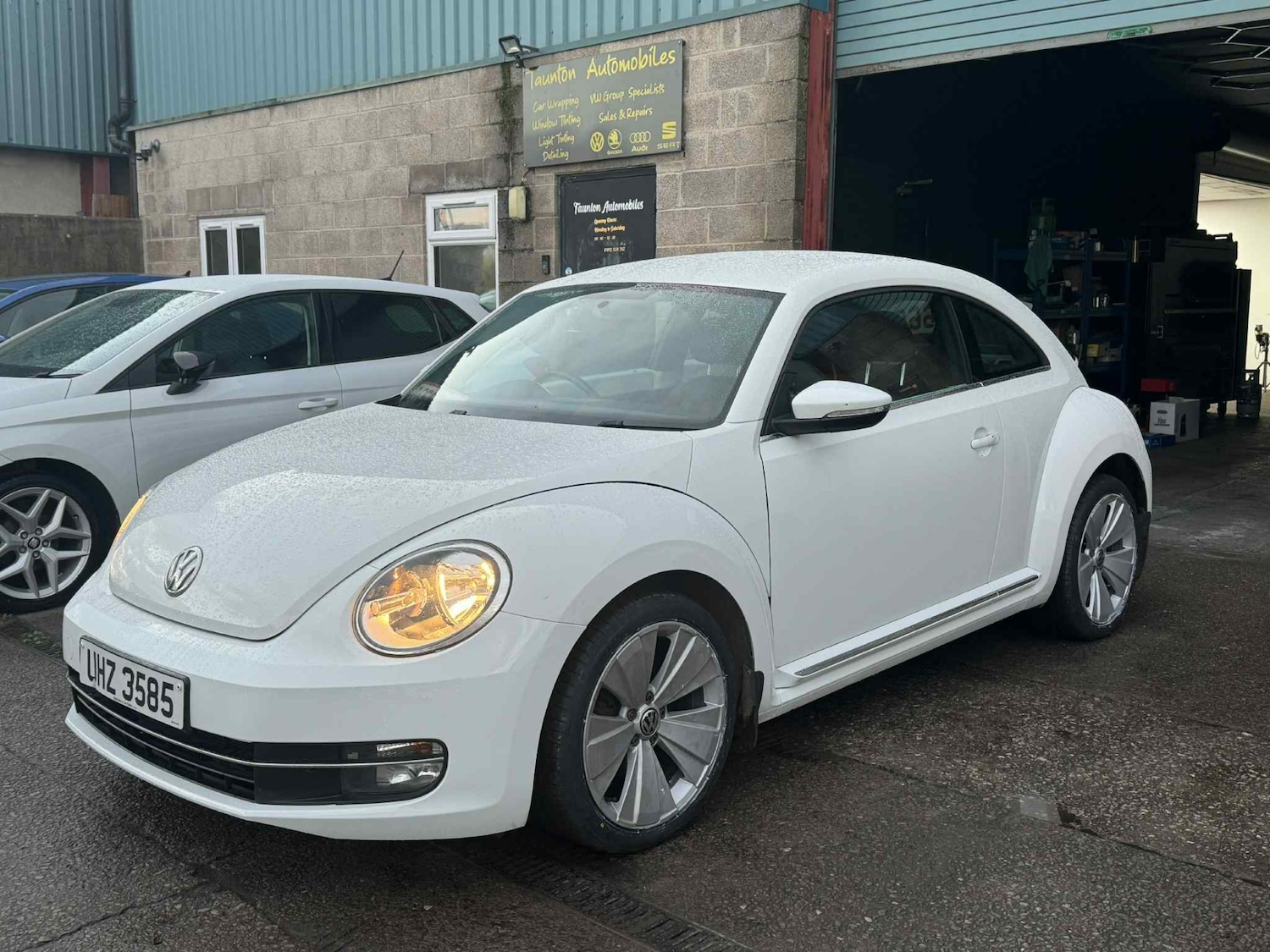 Used Volkswagen Beetle 2016 for sale - 76508090: Photo 3