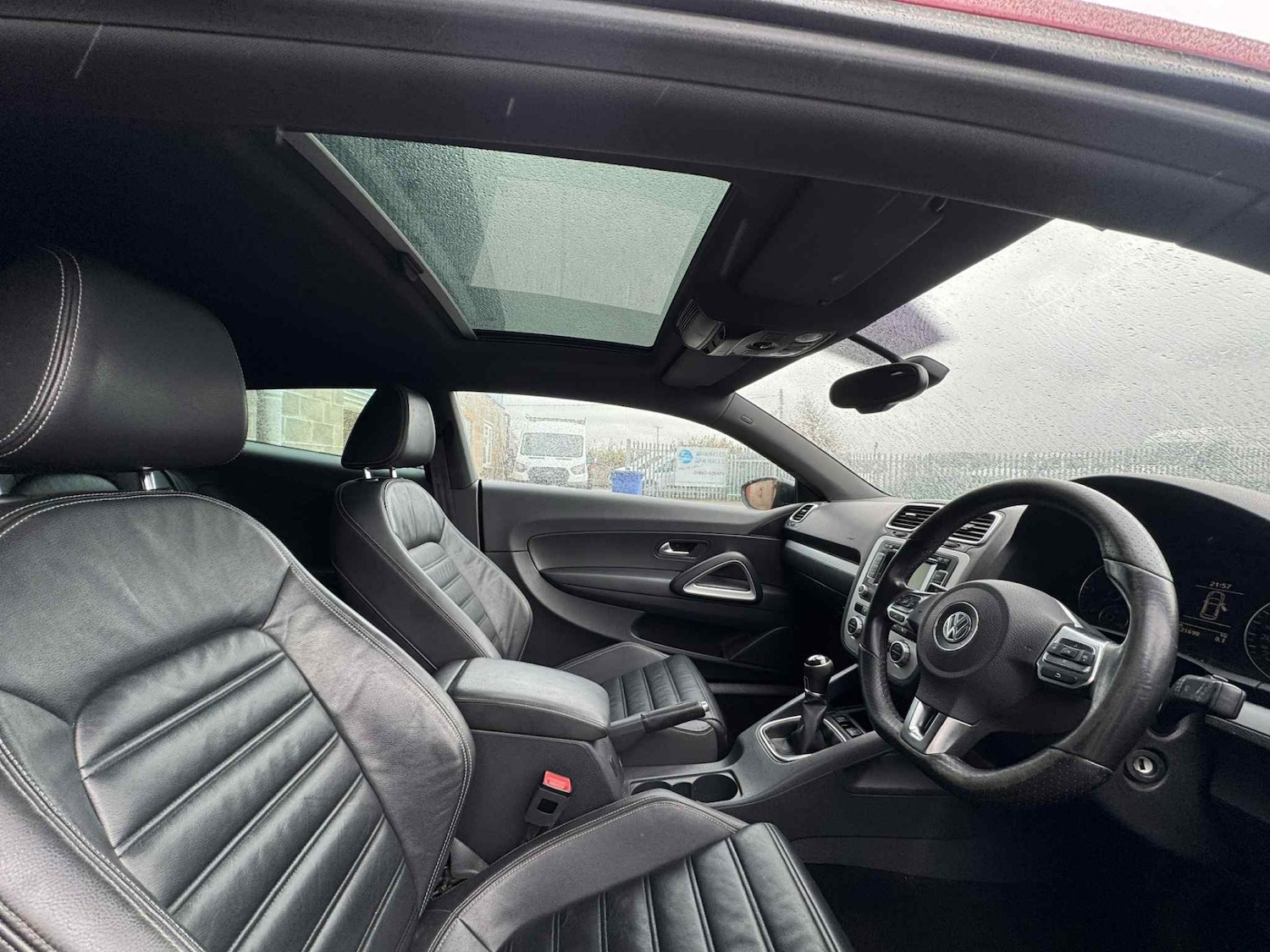 Used Volkswagen Scirocco 2014 for sale - 76508559: Photo 9