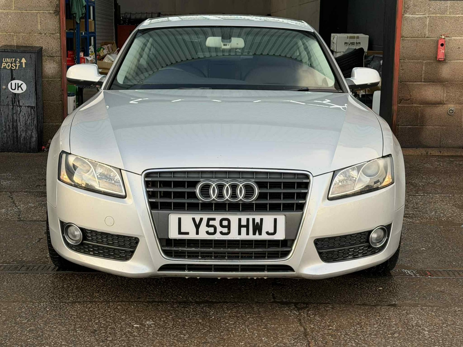 Used Audi A5 2010 for sale - 76809436: Photo 2