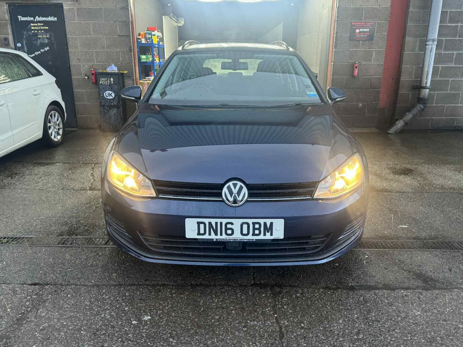 Used Volkswagen Golf 2016 for sale - 77286436: Photo 2