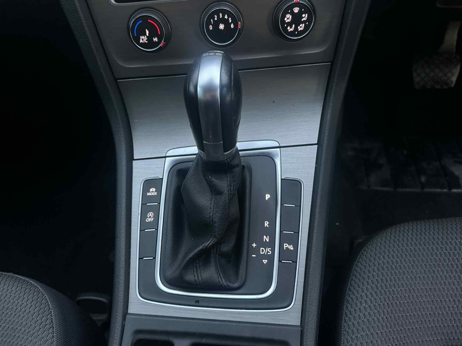 Used Volkswagen Golf 2016 for sale - 77286436: Photo 9