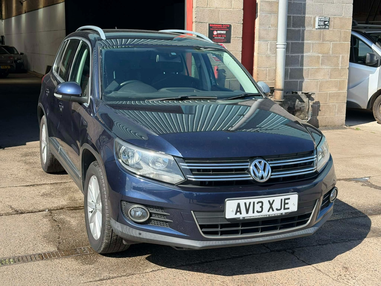 Used Volkswagen Tiguan 2013 for sale - 78121662: Photo 2