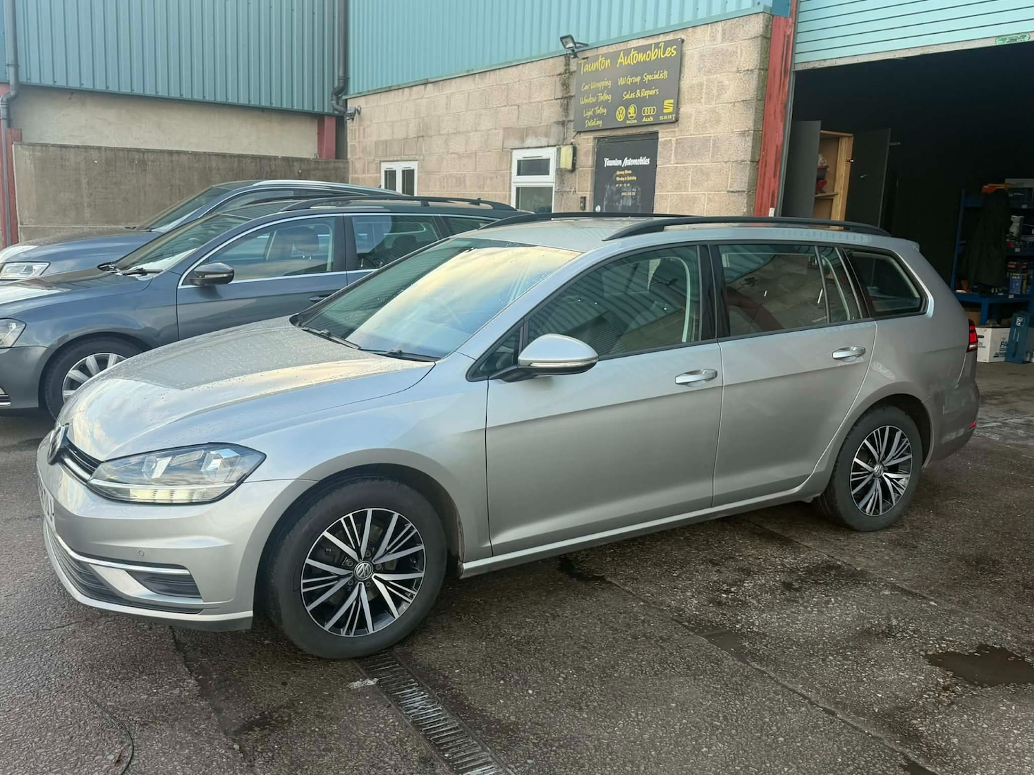 Used Volkswagen Golf 2019 for sale - 78027539: Photo 3