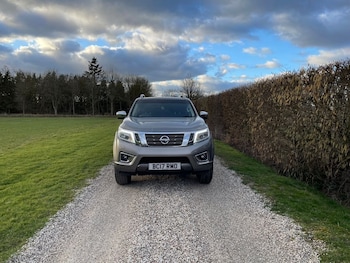 Used Nissan Navara 2017 for sale - 79542144: Photo