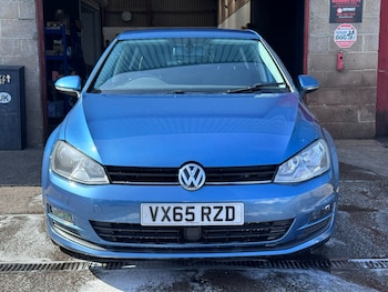 Used Volkswagen Golf 2015 for sale - 79617050: Photo