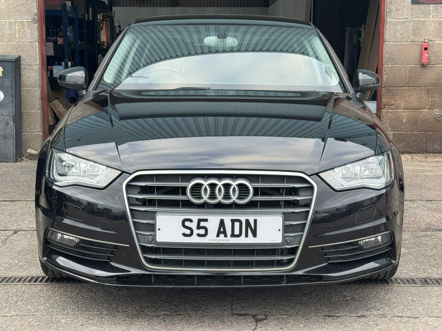 Used Audi A3 2014 for sale - 76332109: Photo 2
