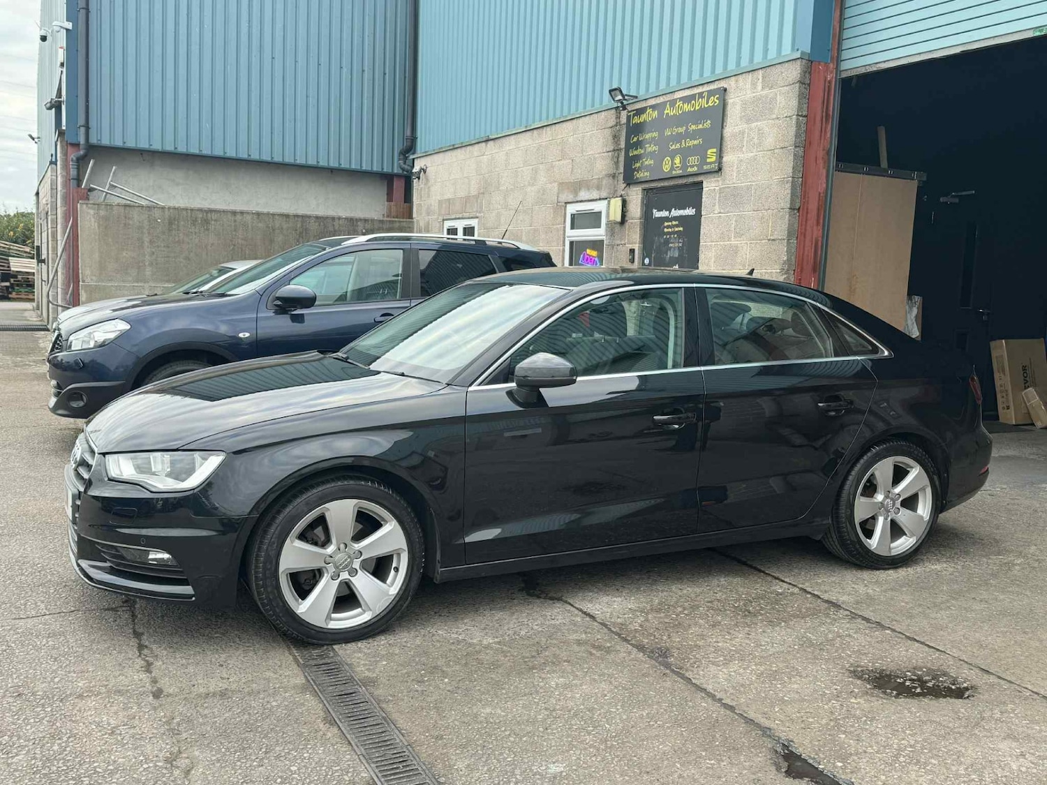 Used Audi A3 2014 for sale - 76332109: Photo 3