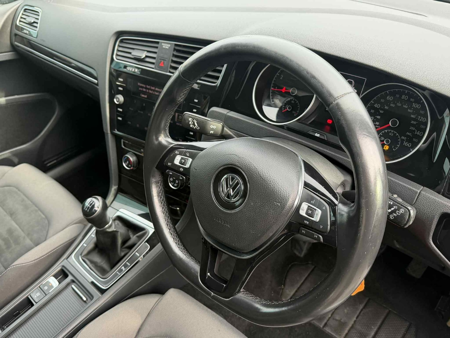 Used Volkswagen Golf 2019 for sale - 77318360: Photo 7