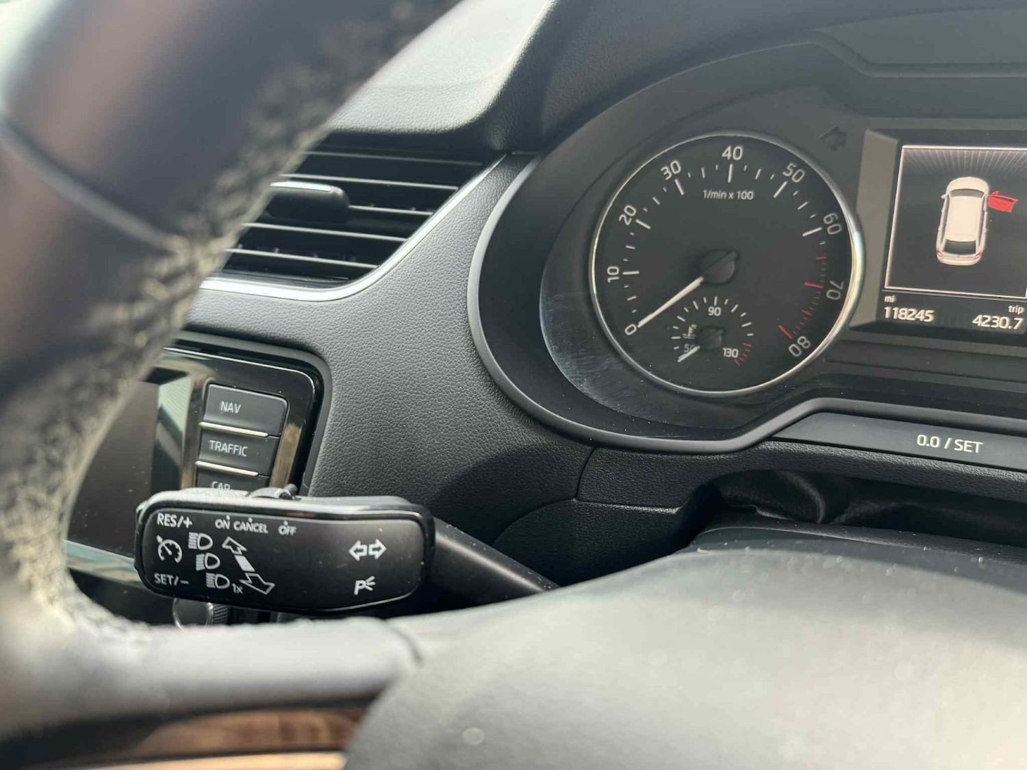 Used Skoda Octavia 2015 for sale - 76940238: Photo 11