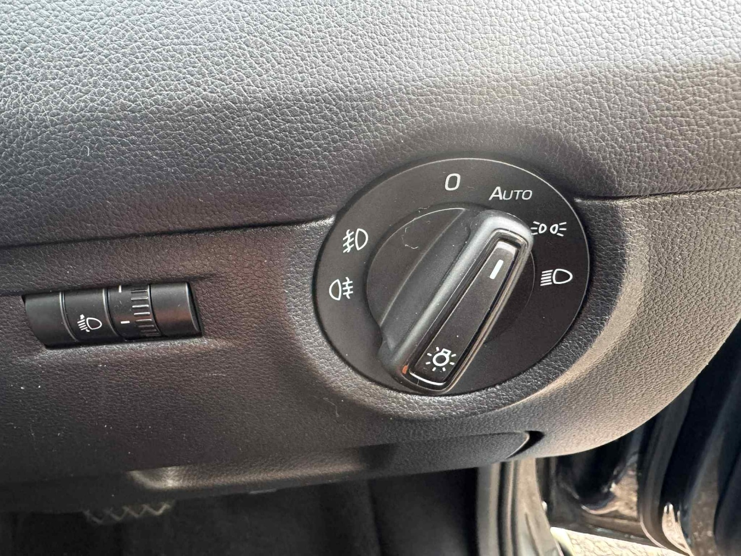 Used Skoda Octavia 2015 for sale - 76940238: Photo 20