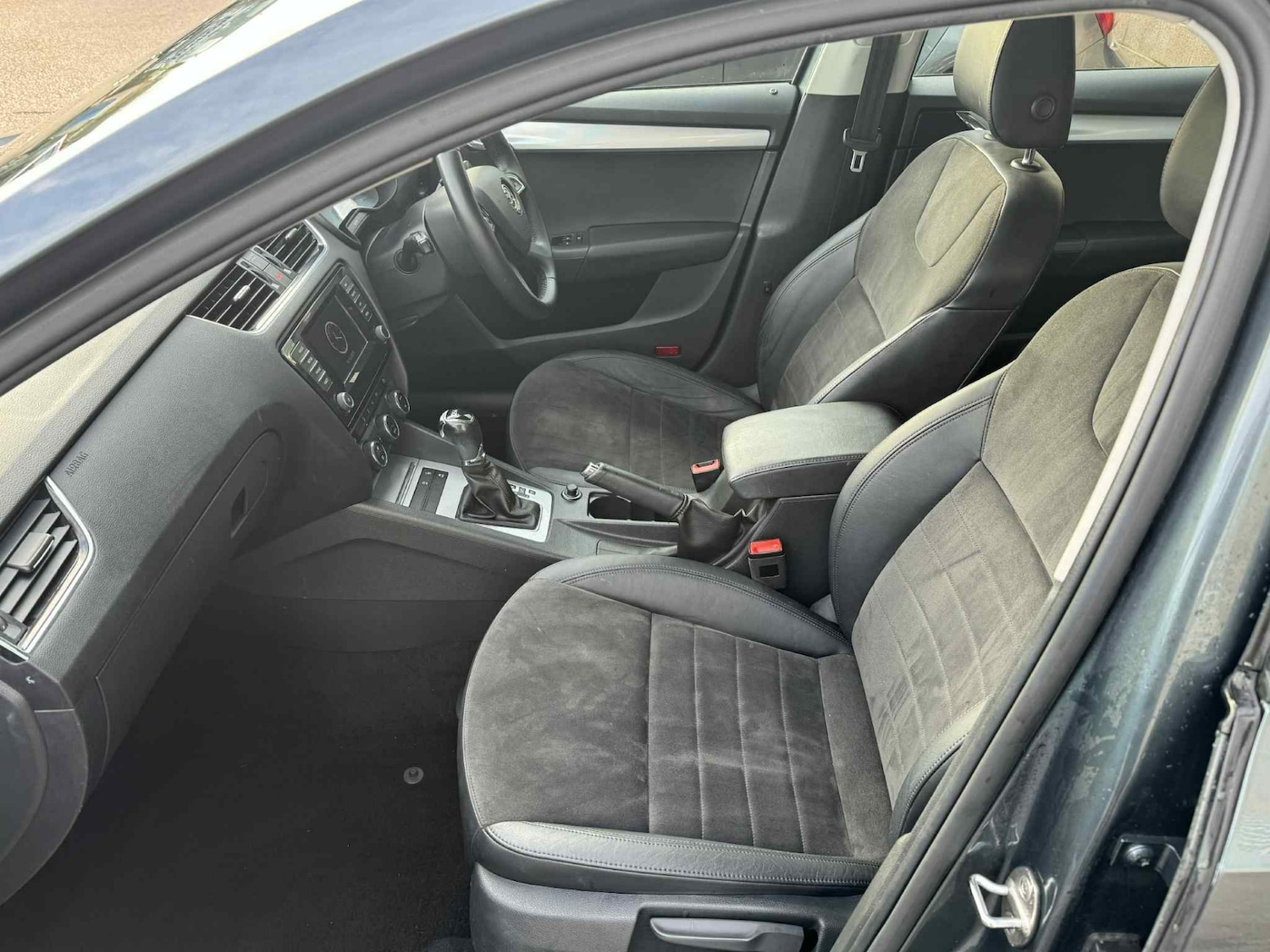 Used Skoda Octavia 2015 for sale - 76940238: Photo 8