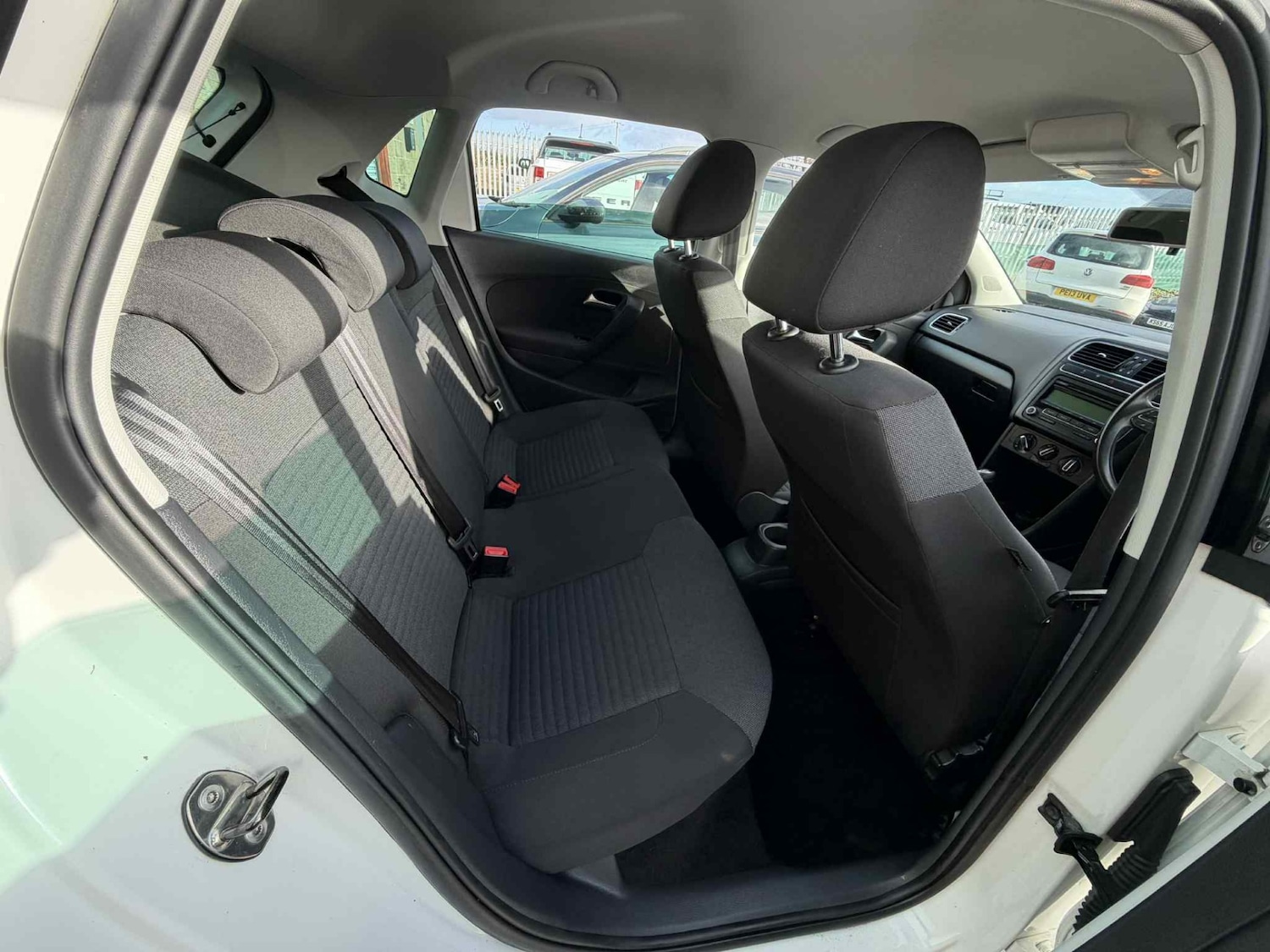 Used Volkswagen Polo 2011 for sale - 76893061: Photo 10