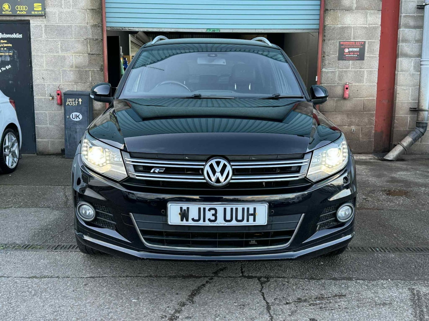 Used Volkswagen Tiguan 2013 for sale - 76428353: Photo 2