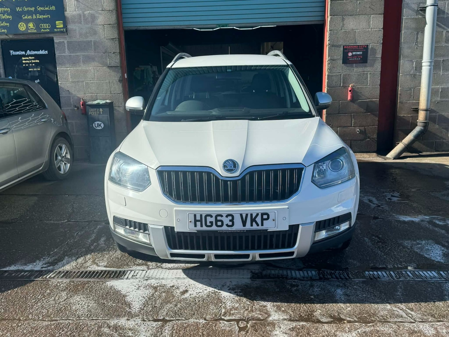 Used Skoda Yeti 2014 for sale - 77889379: Photo 2