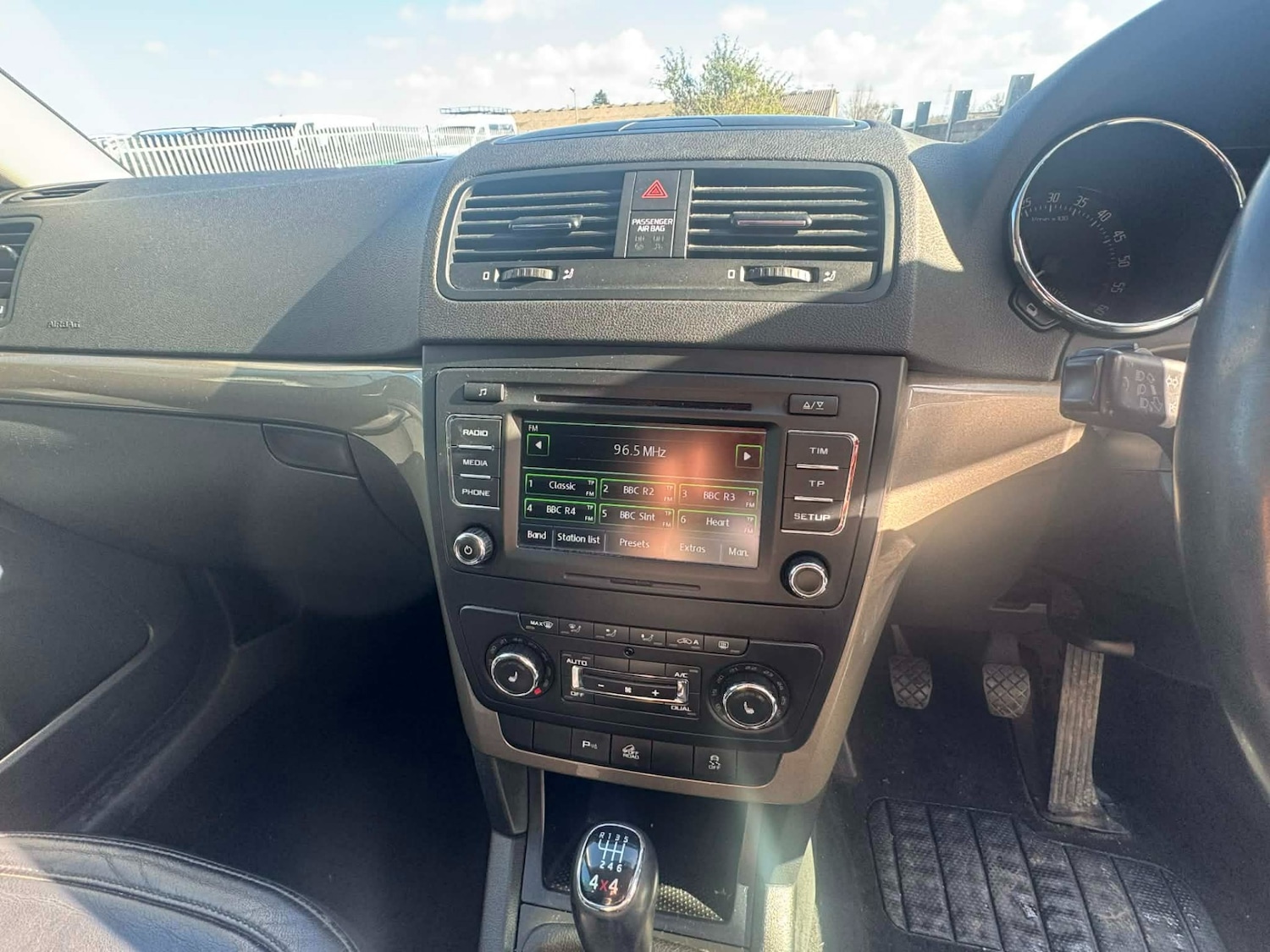 Used Skoda Yeti 2014 for sale - 77889379: Photo 9