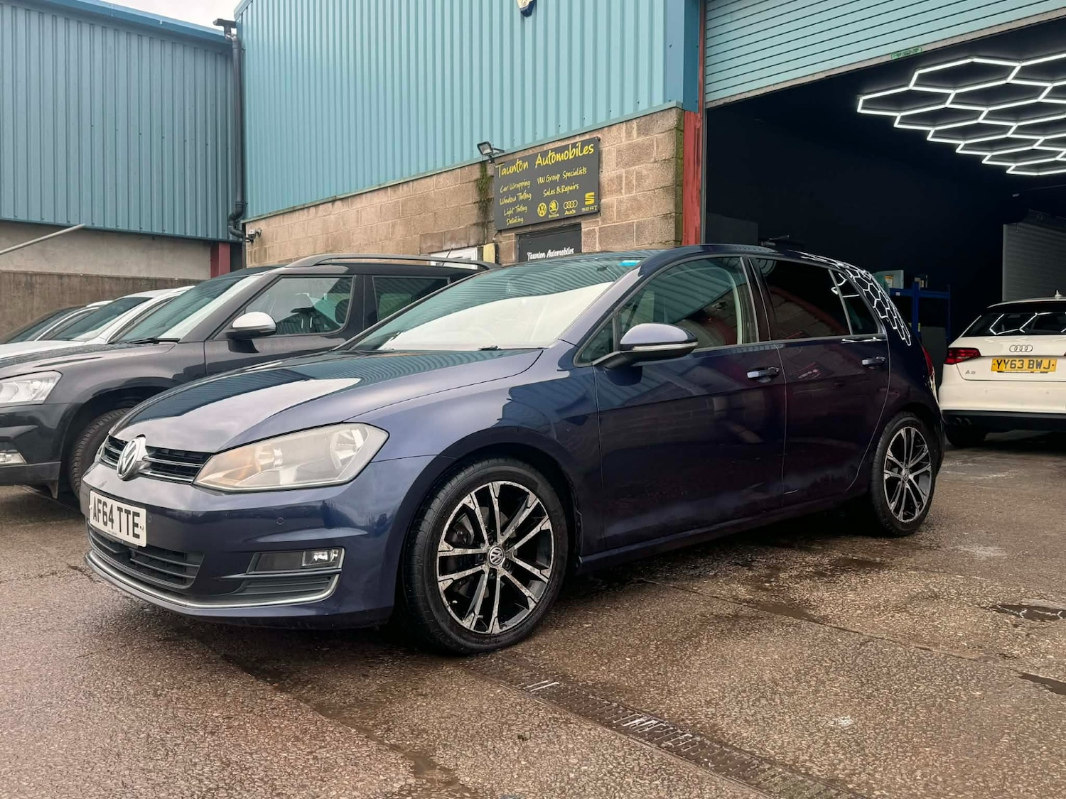 Used Volkswagen Golf 2014 for sale - 77630159: Photo 13