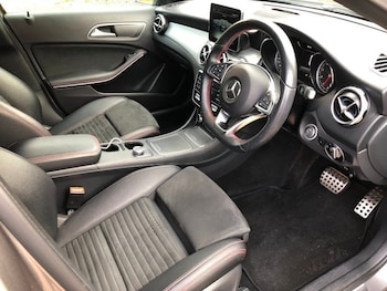 Used Mercedes-Benz GLA 2019 for sale - 79542155: Photo
