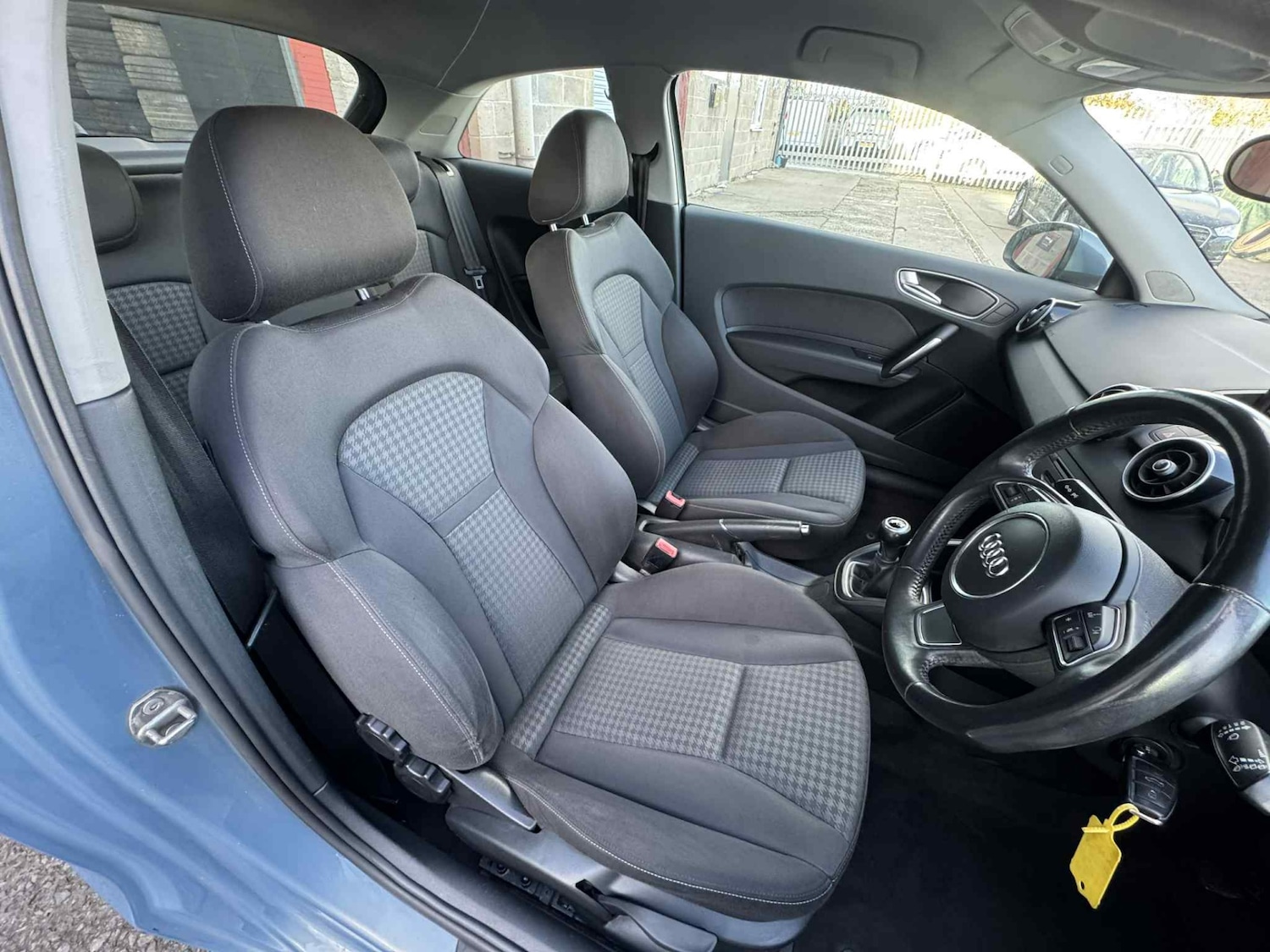 Used Audi A1 2012 for sale - 76445385: Photo 10