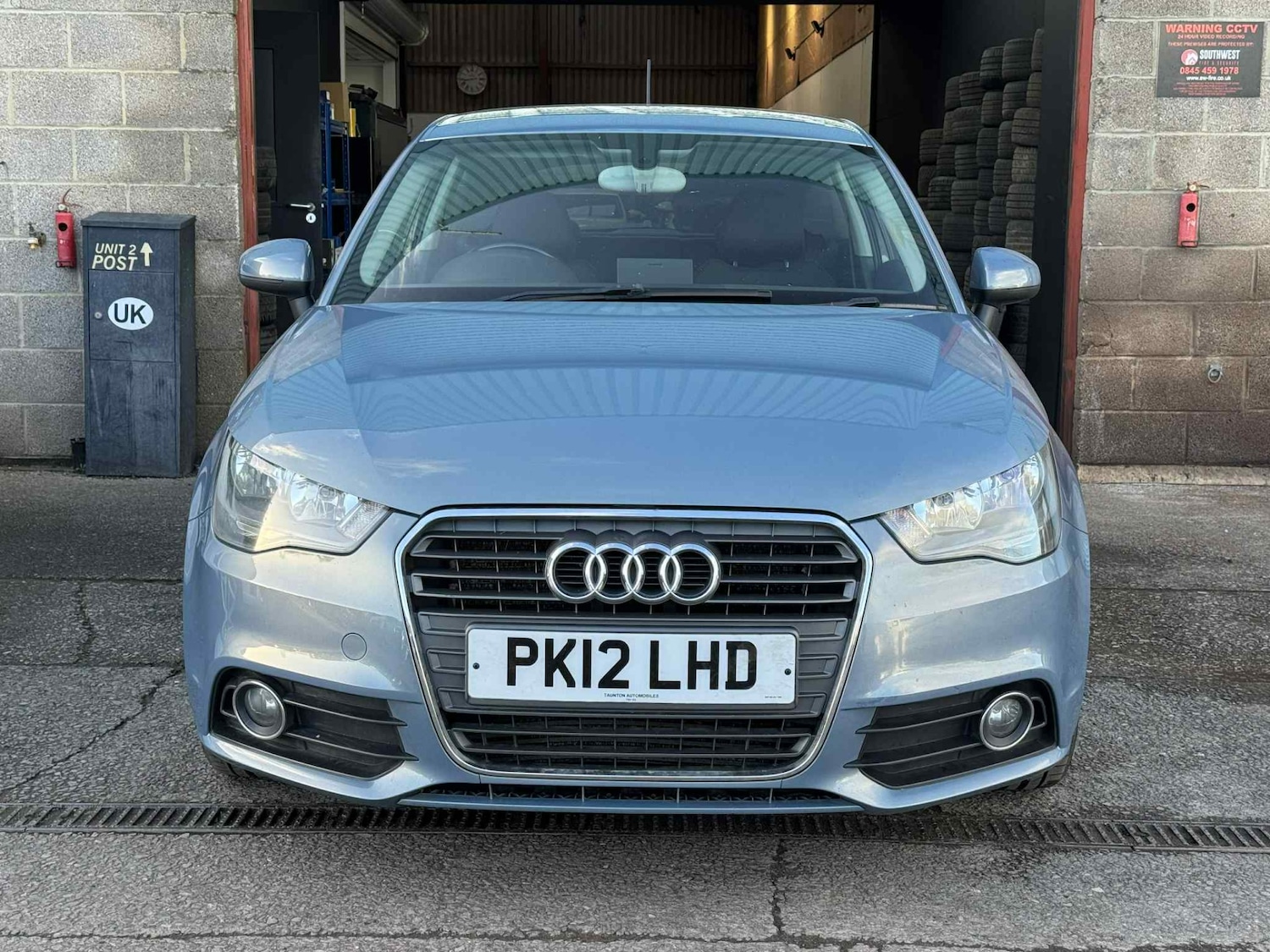 Used Audi A1 2012 for sale - 76445385: Photo 2
