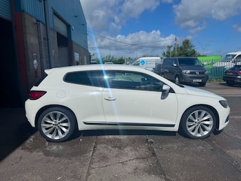 Used Volkswagen Scirocco 2009 for sale - 78571949: Photo