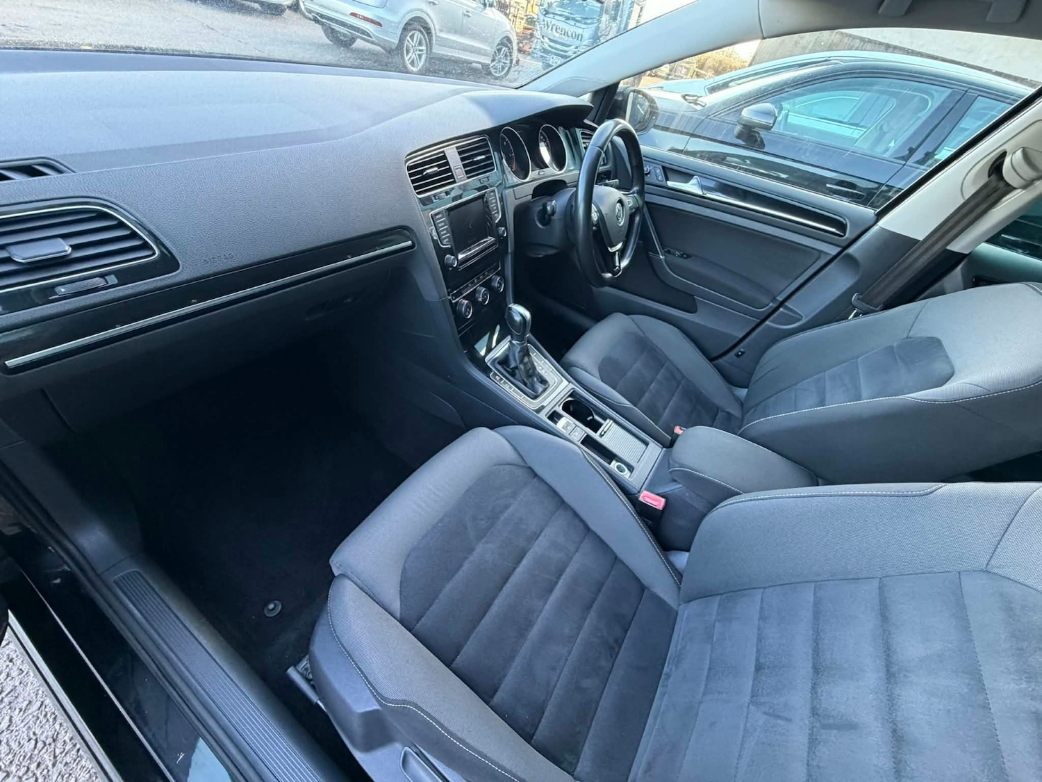 Used Volkswagen Golf 2013 for sale - 77846122: Photo 11