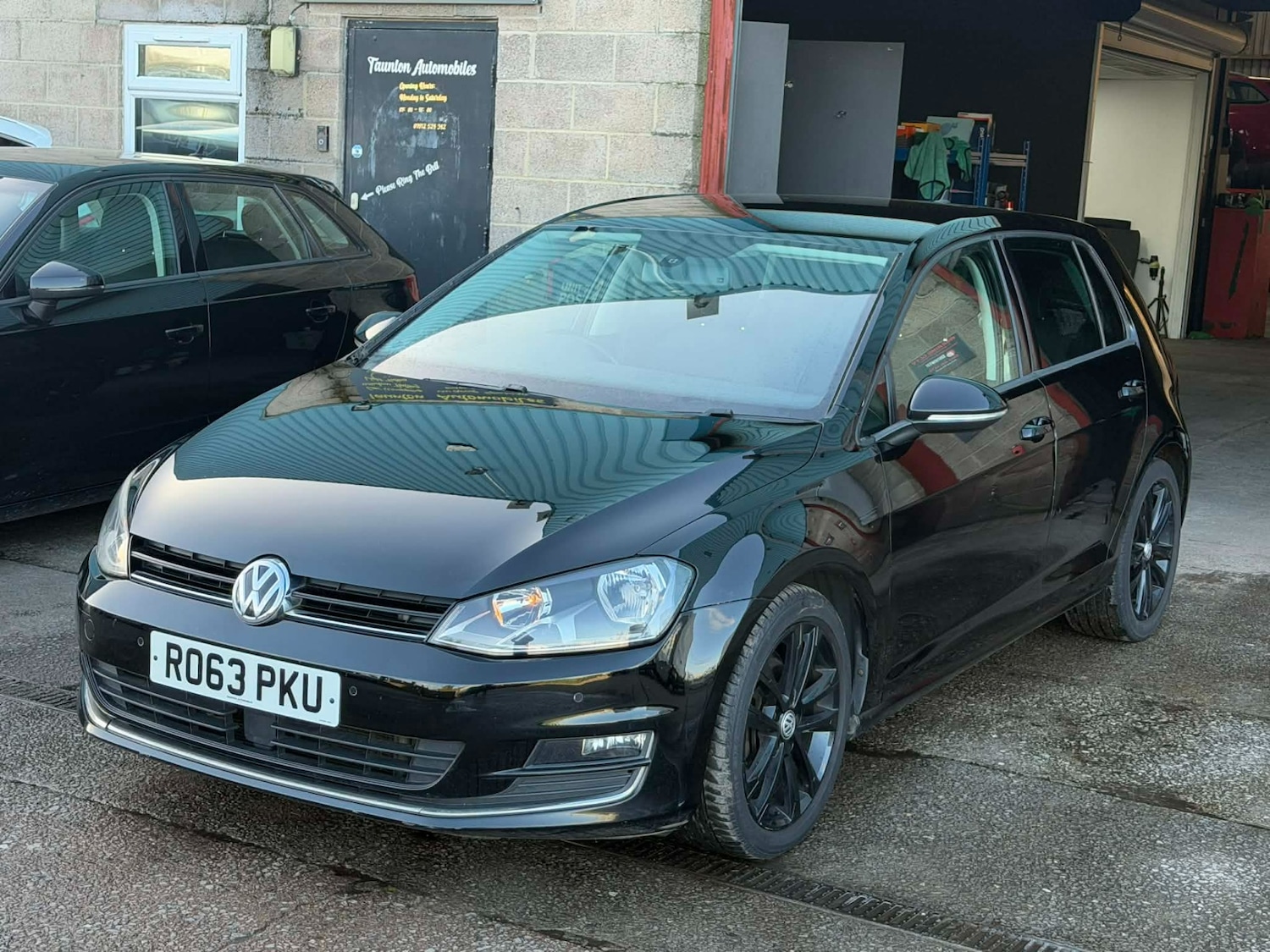 Used Volkswagen Golf 2013 for sale - 77846122: Photo 3