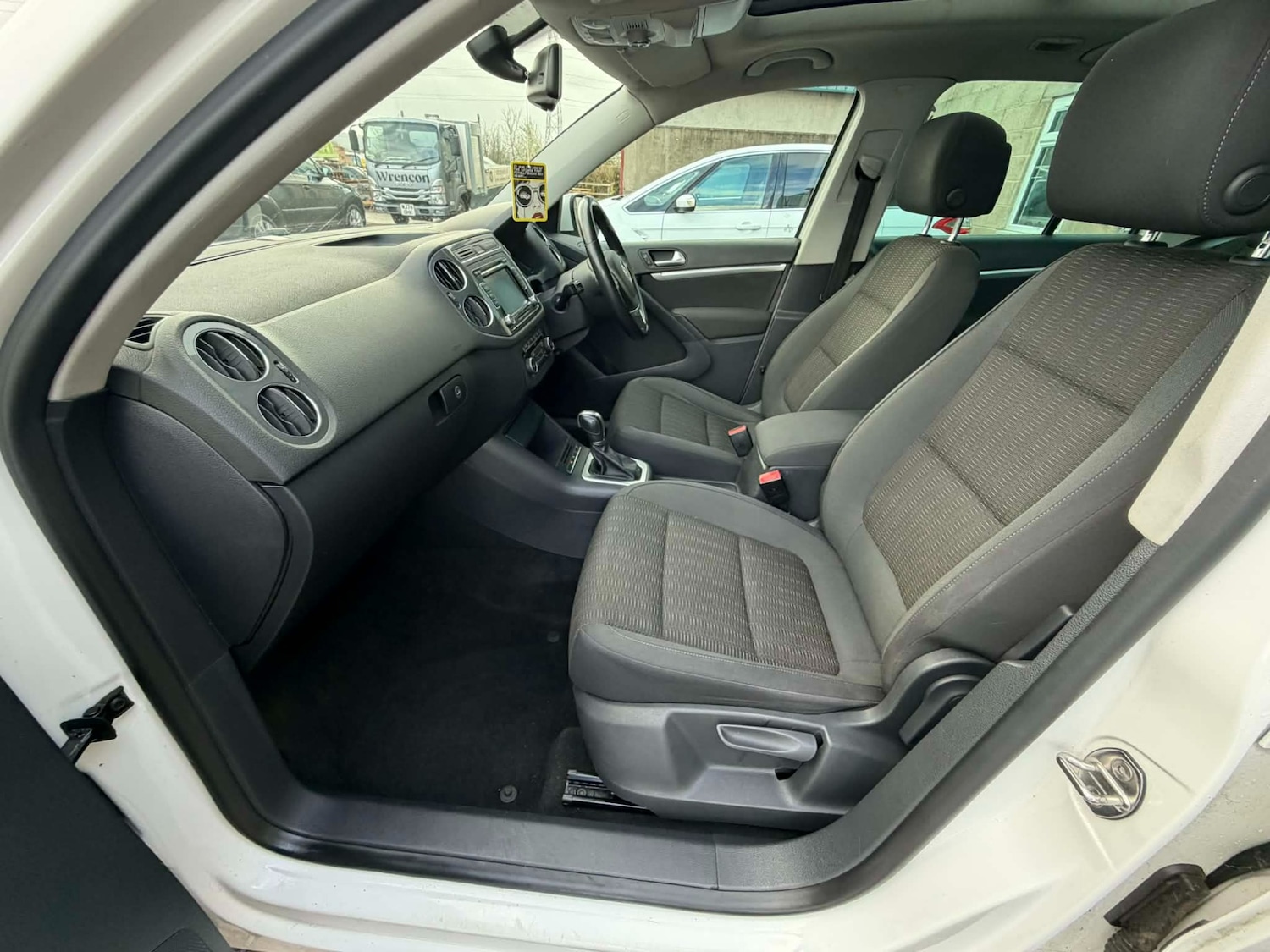Used Volkswagen Tiguan 2012 for sale - 77897749: Photo 8