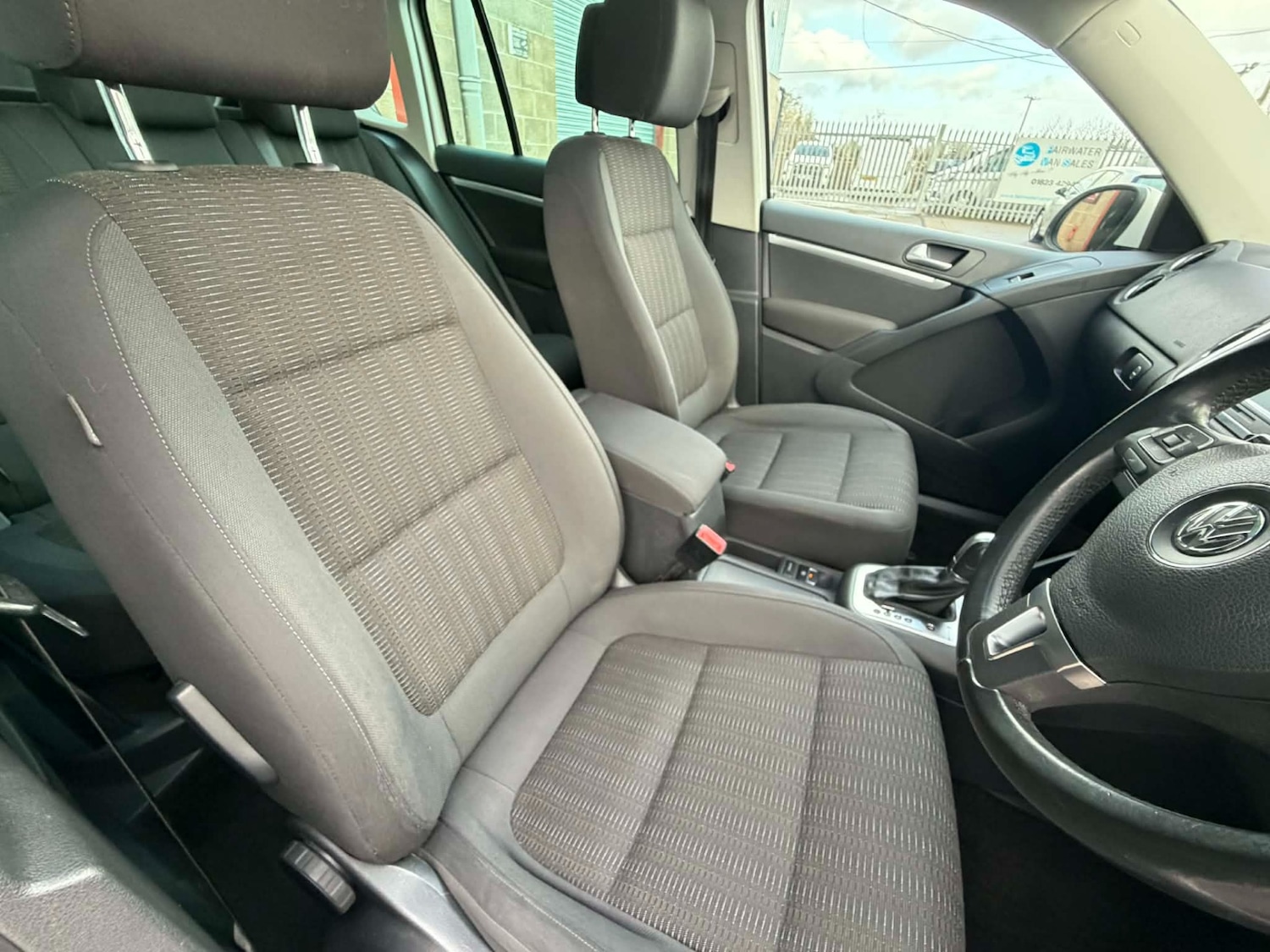 Used Volkswagen Tiguan 2012 for sale - 77897749: Photo 9